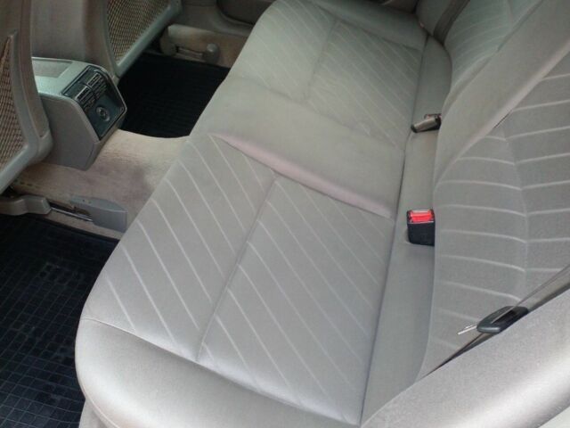 Коричневый Ауди А6, объемом двигателя 2.6 л и пробегом 300 тыс. км за 3950 $, фото 6 на Automoto.ua