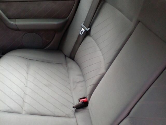 Коричневый Ауди А6, объемом двигателя 2.6 л и пробегом 300 тыс. км за 3950 $, фото 7 на Automoto.ua