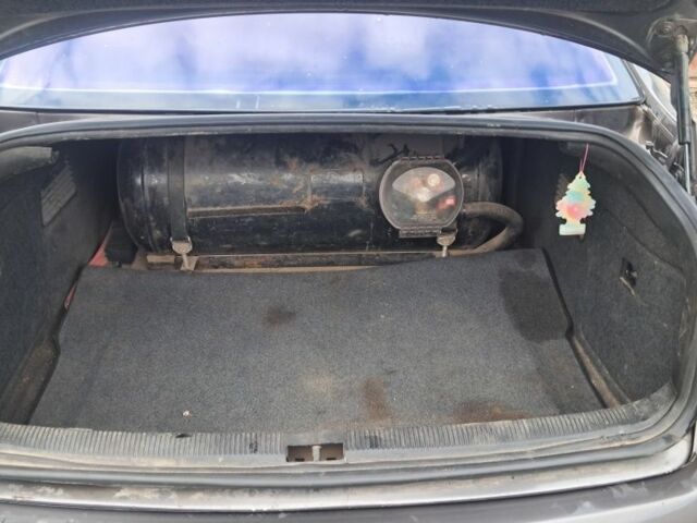 Коричневый Ауди А6, объемом двигателя 0 л и пробегом 300 тыс. км за 3500 $, фото 4 на Automoto.ua