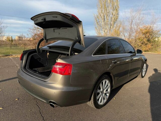 Коричневый Ауди А6, объемом двигателя 2 л и пробегом 181 тыс. км за 14800 $, фото 8 на Automoto.ua