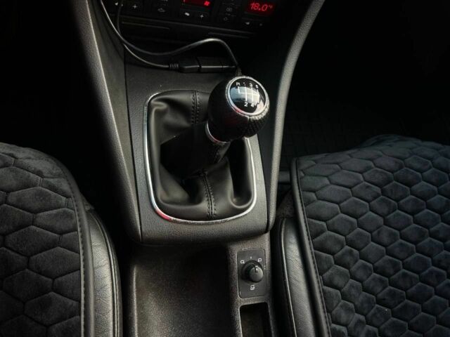 Коричневый Ауди А6, объемом двигателя 2.5 л и пробегом 330 тыс. км за 7900 $, фото 12 на Automoto.ua