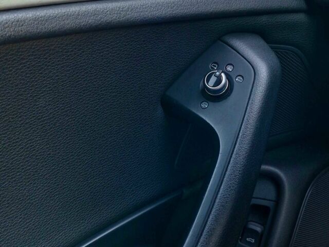 Коричневый Ауди А6, объемом двигателя 2 л и пробегом 219 тыс. км за 15999 $, фото 12 на Automoto.ua