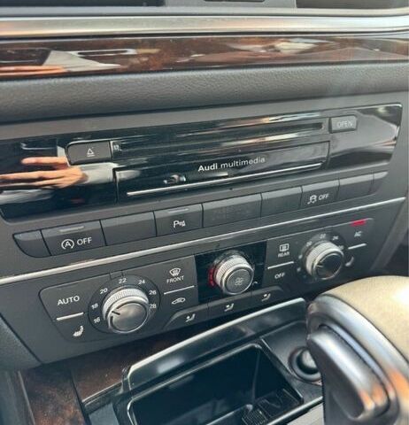 Ауди А6 2012 в Измаиле на Automoto.ua Коричневый Ауди А6, объемом двигателя 2.8 л и пробегом 267 тыс. км за 9323 $, фото 4 на Automoto.ua