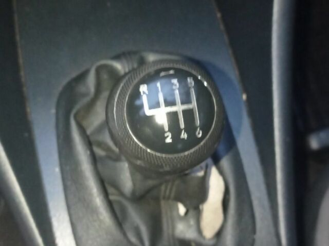 Красный Ауди А6, объемом двигателя 2.5 л и пробегом 300 тыс. км за 3088 $, фото 4 на Automoto.ua