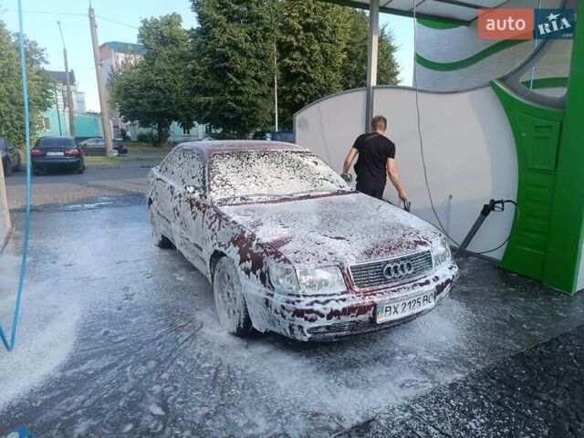 Красный Ауди А6, объемом двигателя 2.3 л и пробегом 350 тыс. км за 2300 $, фото 9 на Automoto.ua