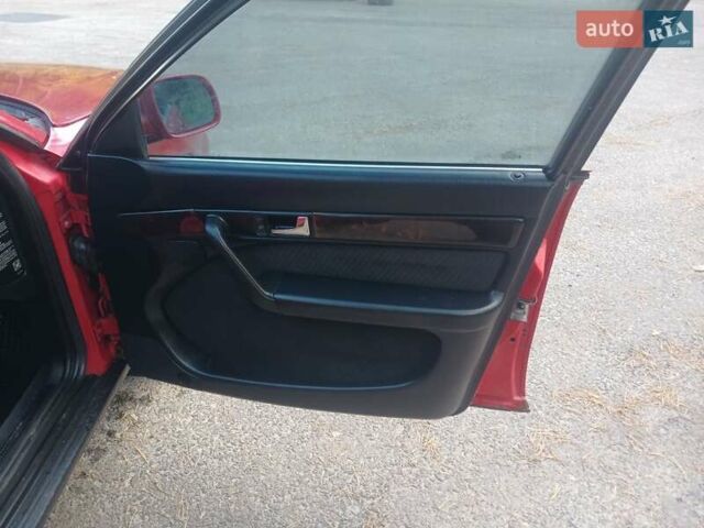 Ауди А6 1995 в Червонограде на Automoto.ua Красный Ауди А6, объемом двигателя 2.46 л и пробегом 390 тыс. км за 2499 $, фото 12 на Automoto.ua