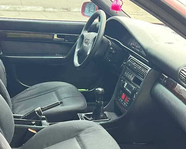 Красный Ауди А6, объемом двигателя 2.5 л и пробегом 400 тыс. км за 2900 $, фото 16 на Automoto.ua