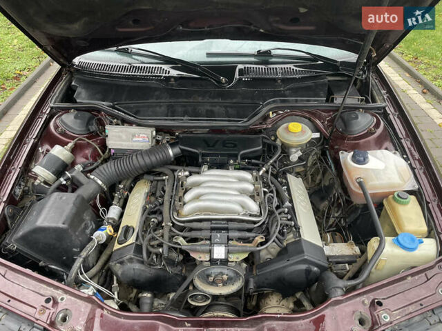 Красный Ауди А6, объемом двигателя 2.6 л и пробегом 374 тыс. км за 2400 $, фото 8 на Automoto.ua