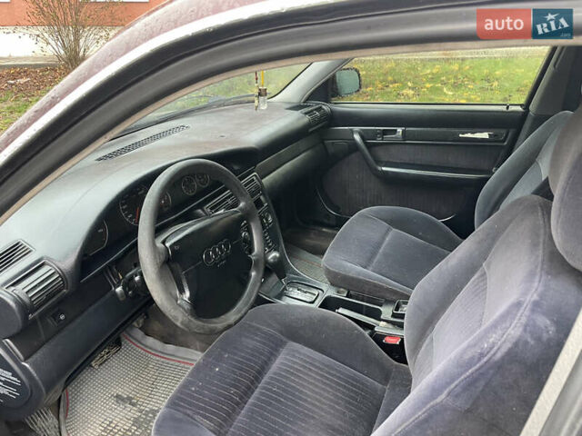 Красный Ауди А6, объемом двигателя 2.6 л и пробегом 374 тыс. км за 2400 $, фото 9 на Automoto.ua