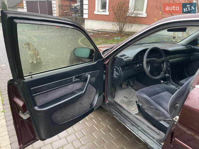 Красный Ауди А6, объемом двигателя 2.6 л и пробегом 374 тыс. км за 2700 $, фото 13 на Automoto.ua