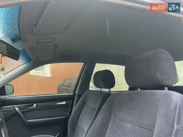 Красный Ауди А6, объемом двигателя 2.6 л и пробегом 374 тыс. км за 2400 $, фото 13 на Automoto.ua