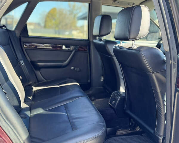 Ауді А6 1996 у Чернівцях на Automoto.ua Червоний Ауді А6, об'ємом двигуна 2.6 л та пробігом 366 тис. км за 2000 $, фото 12 на Automoto.ua