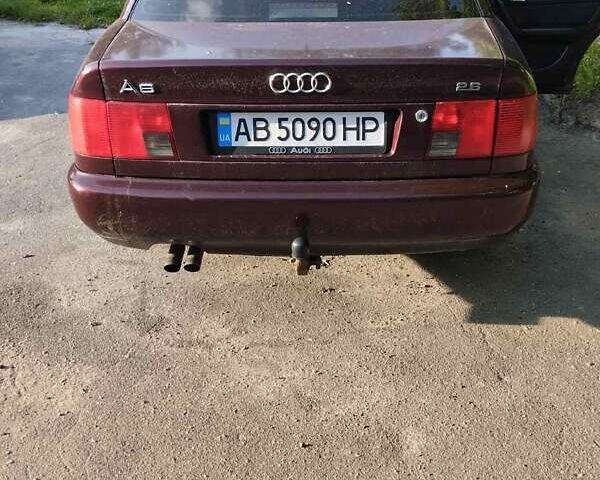 Красный Ауди А6, объемом двигателя 2.6 л и пробегом 325 тыс. км за 4200 $, фото 7 на Automoto.ua