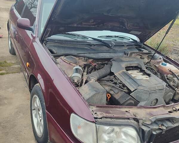 Красный Ауди А6, объемом двигателя 2.6 л и пробегом 540 тыс. км за 2600 $, фото 17 на Automoto.ua