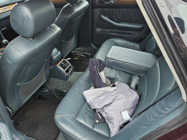 Червоний Ауді А6, об'ємом двигуна 2 л та пробігом 400 тис. км за 2200 $, фото 3 на Automoto.ua