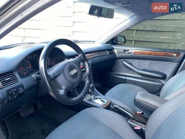 Красный Ауди А6, объемом двигателя 2.4 л и пробегом 280 тыс. км за 5200 $, фото 10 на Automoto.ua