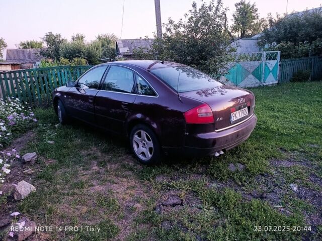 Красный Ауди А6, объемом двигателя 2.5 л и пробегом 300 тыс. км за 2600 $, фото 3 на Automoto.ua