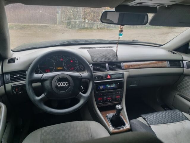 Червоний Ауді А6, об'ємом двигуна 2 л та пробігом 301 тис. км за 1598 $, фото 7 на Automoto.ua