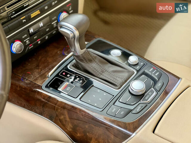 Червоний Ауді А6, об'ємом двигуна 2 л та пробігом 214 тис. км за 12000 $, фото 26 на Automoto.ua