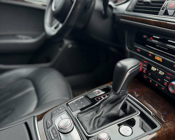 Червоний Ауді А6, об'ємом двигуна 3 л та пробігом 155 тис. км за 18800 $, фото 45 на Automoto.ua