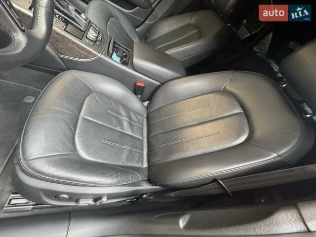 Червоний Ауді А6, об'ємом двигуна 2 л та пробігом 146 тис. км за 19900 $, фото 8 на Automoto.ua