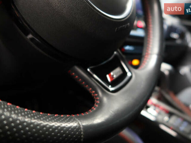 Червоний Ауді А6, об'ємом двигуна 3 л та пробігом 133 тис. км за 19300 $, фото 11 на Automoto.ua