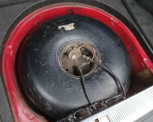 Красный Ауди А6, объемом двигателя 1.8 л и пробегом 282 тыс. км за 3300 $, фото 43 на Automoto.ua