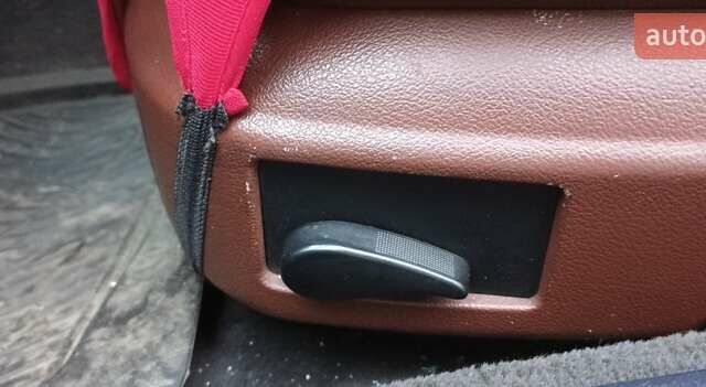 Красный Ауди А6, объемом двигателя 1.8 л и пробегом 282 тыс. км за 3300 $, фото 26 на Automoto.ua