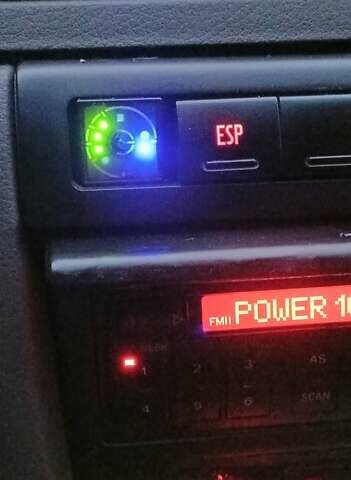 Красный Ауди А6, объемом двигателя 1.8 л и пробегом 282 тыс. км за 3300 $, фото 18 на Automoto.ua