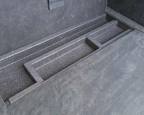 Красный Ауди А6, объемом двигателя 1.8 л и пробегом 282 тыс. км за 3300 $, фото 41 на Automoto.ua