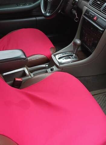 Красный Ауди А6, объемом двигателя 1.8 л и пробегом 282 тыс. км за 3300 $, фото 29 на Automoto.ua