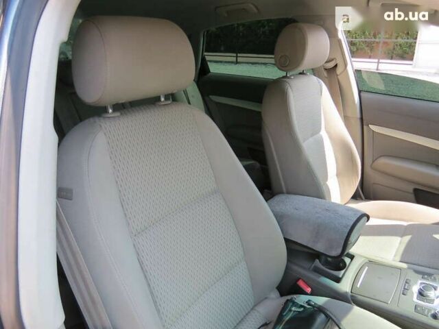 Ауді А6, об'ємом двигуна 2.4 л та пробігом 273 тис. км за 8400 $, фото 19 на Automoto.ua