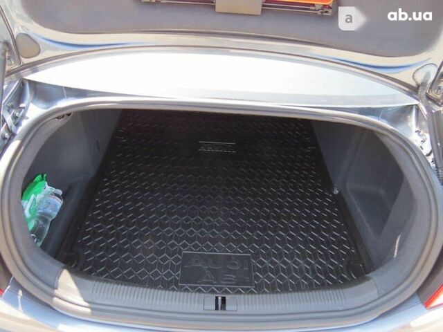 Ауді А6, об'ємом двигуна 2.4 л та пробігом 273 тис. км за 8400 $, фото 12 на Automoto.ua