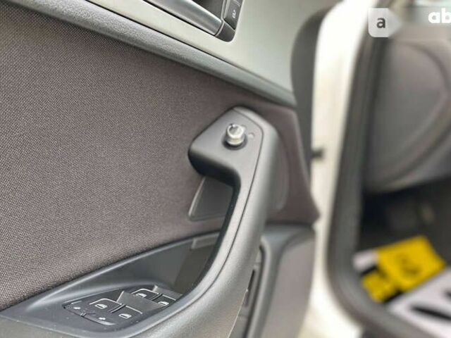 Ауди А6 2013 в Мукачеве на Automoto.ua Ауди А6, объемом двигателя 2 л и пробегом 291 тыс. км за 18000 $, фото 8 на Automoto.ua