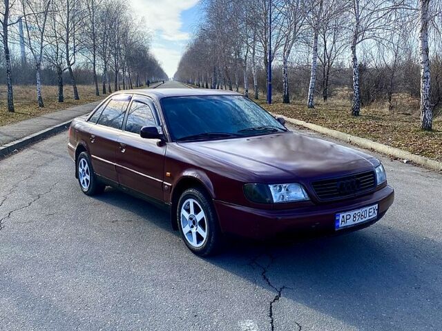 Ауди А6, объемом двигателя 2 л и пробегом 250 тыс. км за 1999 $, фото 2 на Automoto.ua