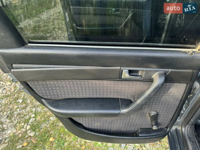 Ауди А6, объемом двигателя 2.5 л и пробегом 348 тыс. км за 3000 $, фото 23 на Automoto.ua