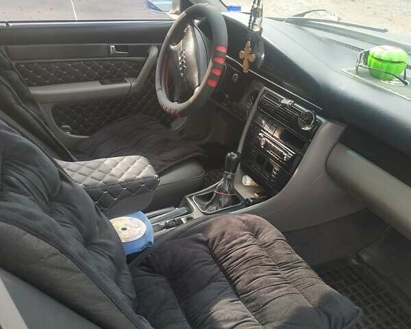 Ауді А6, об'ємом двигуна 1.8 л та пробігом 230 тис. км за 4000 $, фото 1 на Automoto.ua