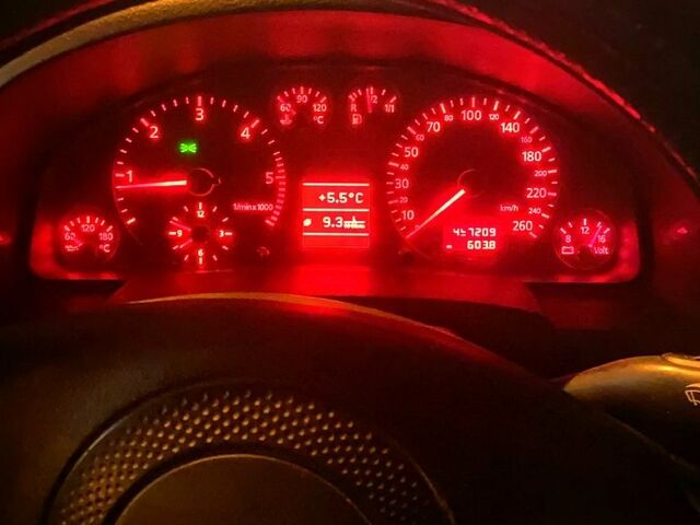 Ауди А6, объемом двигателя 2.5 л и пробегом 0 тыс. км за 3700 $, фото 1 на Automoto.ua