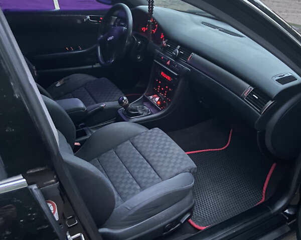 Ауди А6, объемом двигателя 1.78 л и пробегом 385 тыс. км за 4000 $, фото 7 на Automoto.ua