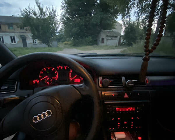 Ауди А6, объемом двигателя 1.78 л и пробегом 385 тыс. км за 4000 $, фото 12 на Automoto.ua