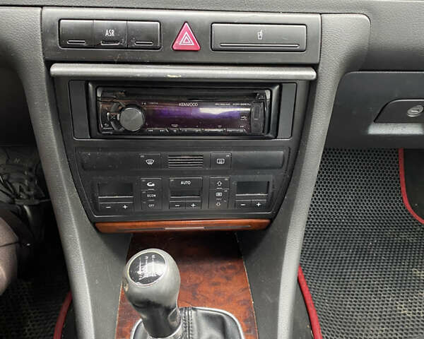 Ауди А6, объемом двигателя 1.9 л и пробегом 340 тыс. км за 2399 $, фото 20 на Automoto.ua