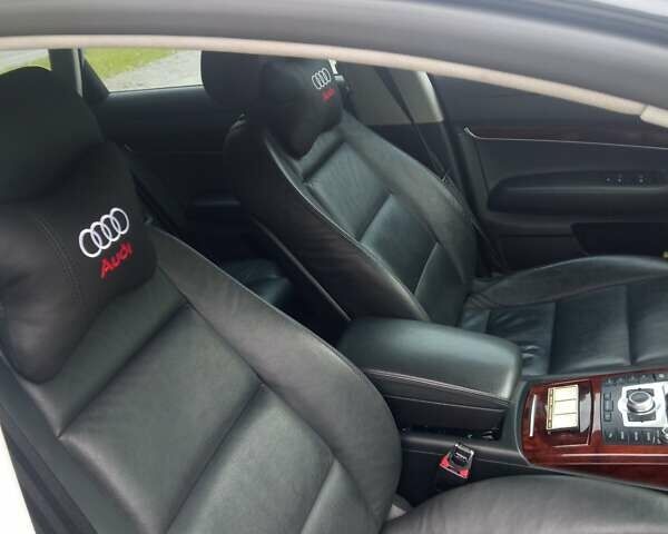 Ауди А6, объемом двигателя 2.39 л и пробегом 161 тыс. км за 8400 $, фото 12 на Automoto.ua