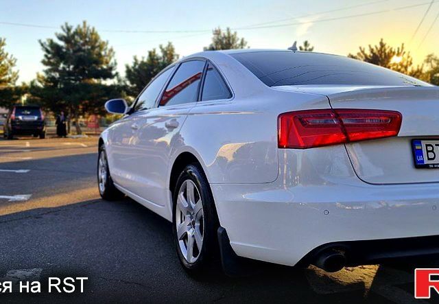 Ауді А6, об'ємом двигуна 2 л та пробігом 158 тис. км за 15000 $, фото 7 на Automoto.ua