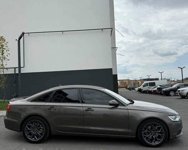 Ауді А6, об'ємом двигуна 3 л та пробігом 286 тис. км за 20800 $, фото 2 на Automoto.ua