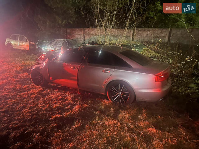 Ауді А6, об'ємом двигуна 2 л та пробігом 165 тис. км за 6300 $, фото 12 на Automoto.ua