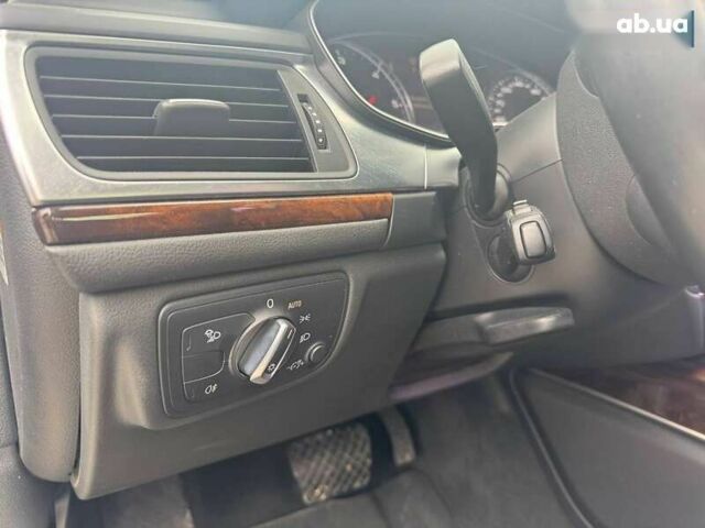 Ауді А6, об'ємом двигуна 3 л та пробігом 156 тис. км за 13600 $, фото 7 на Automoto.ua