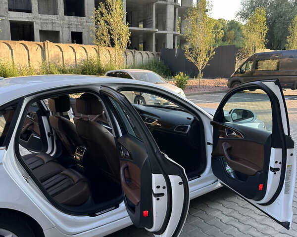 Ауди А6, объемом двигателя 3 л и пробегом 257 тыс. км за 12499 $, фото 7 на Automoto.ua
