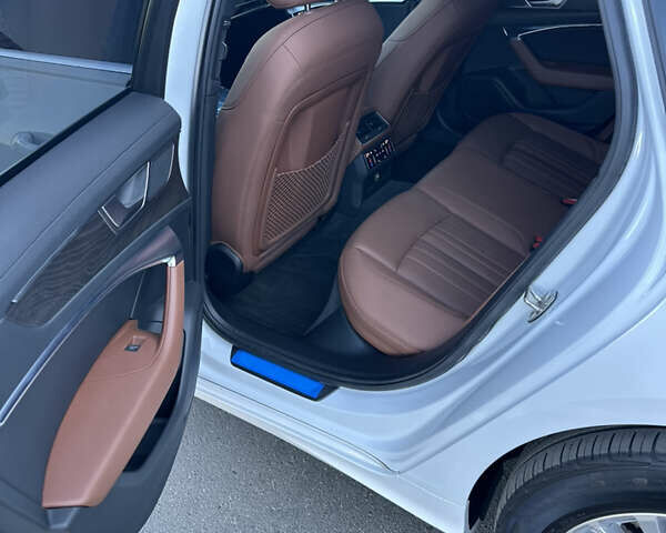 Ауді А6, об'ємом двигуна 2 л та пробігом 115 тис. км за 35000 $, фото 42 на Automoto.ua