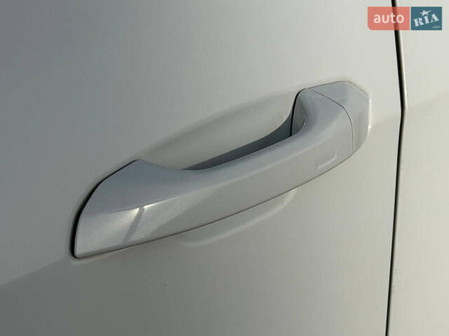 Ауди А6, объемом двигателя 0 л и пробегом 121 тыс. км за 37900 $, фото 10 на Automoto.ua