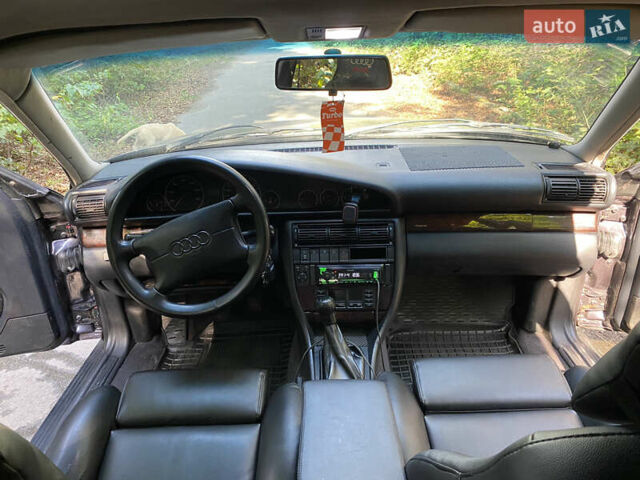 Ауди А6, объемом двигателя 2.6 л и пробегом 505 тыс. км за 2900 $, фото 8 на Automoto.ua